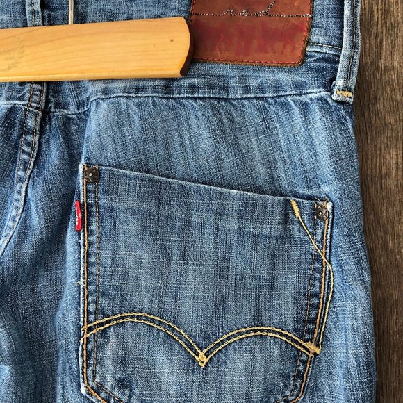 Mens Levis RED Skinny Straight Jeans Size 32x31 - Picture 8 of 10